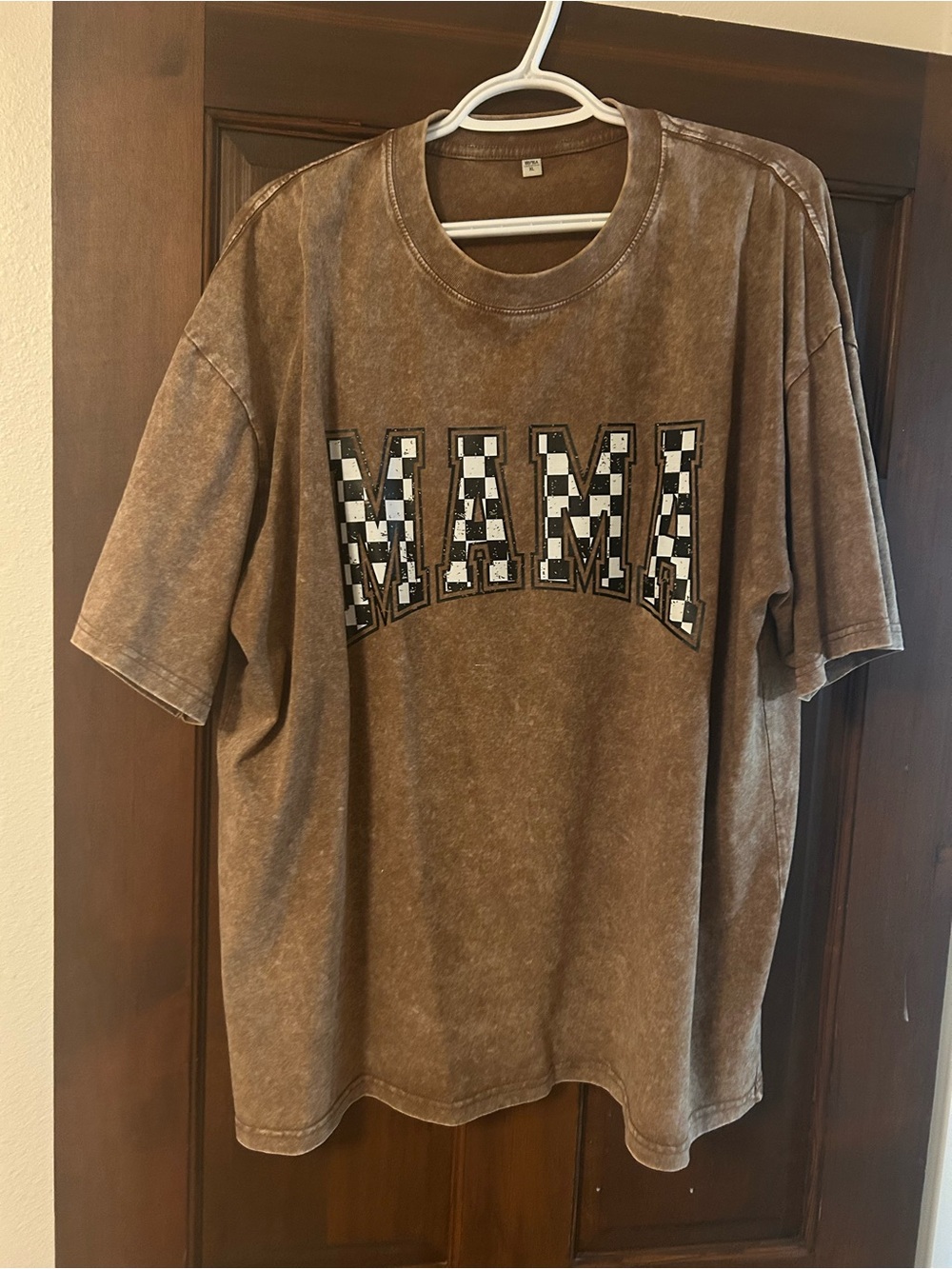 Mama Graphic Short-Sleeve Shirt - Brown